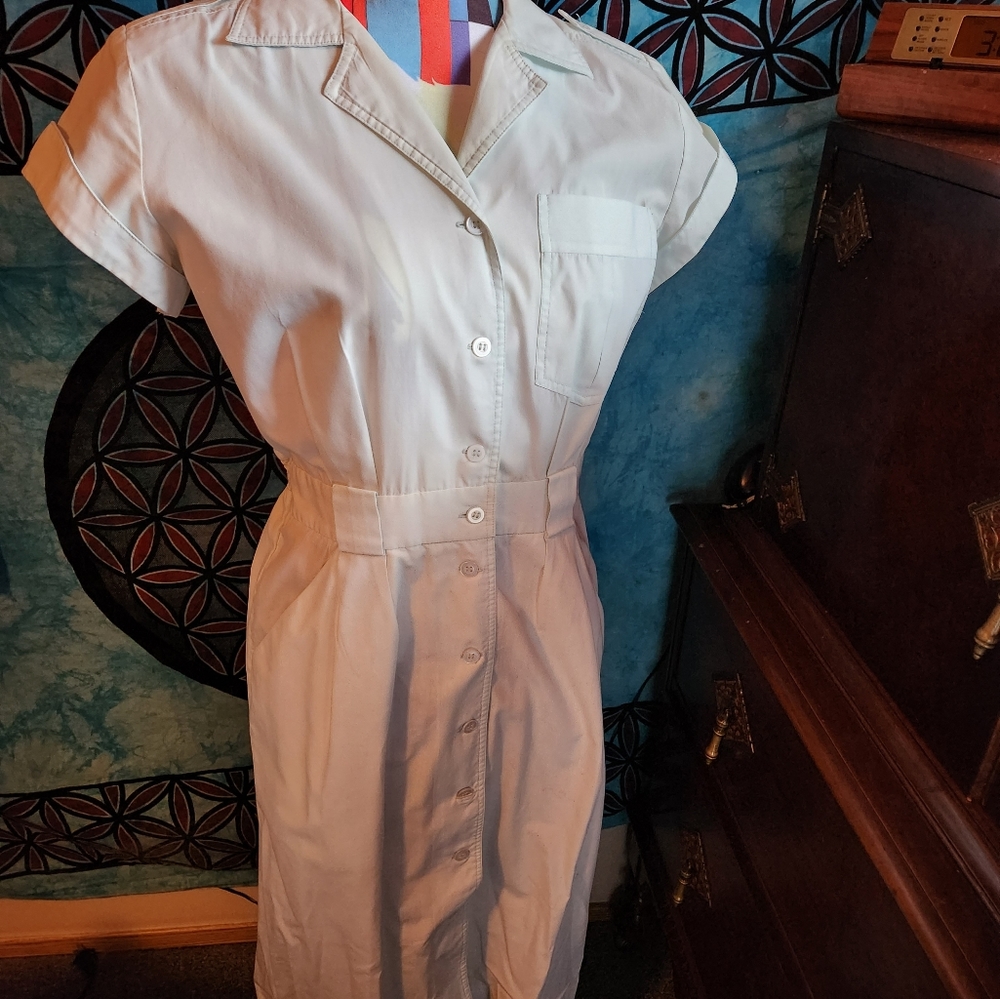 Small DEAUVILLE Vintage Nurses Uniform